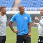 Salomón Rondón calienta motores con el Dalian Yifang