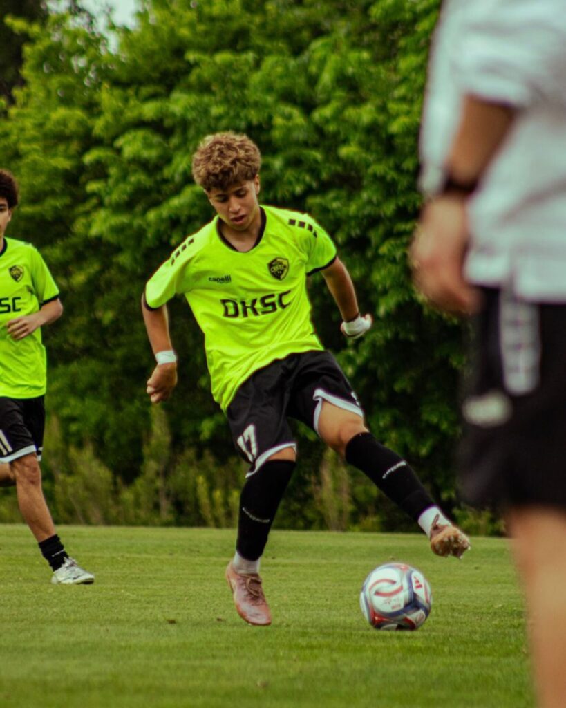 Antes de partir a Estados Unidos, Moreno defendió los colores del Zamora FC